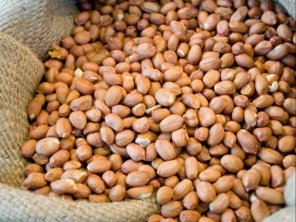 What Is The Benefit Of Eating Peanuts Every Day?